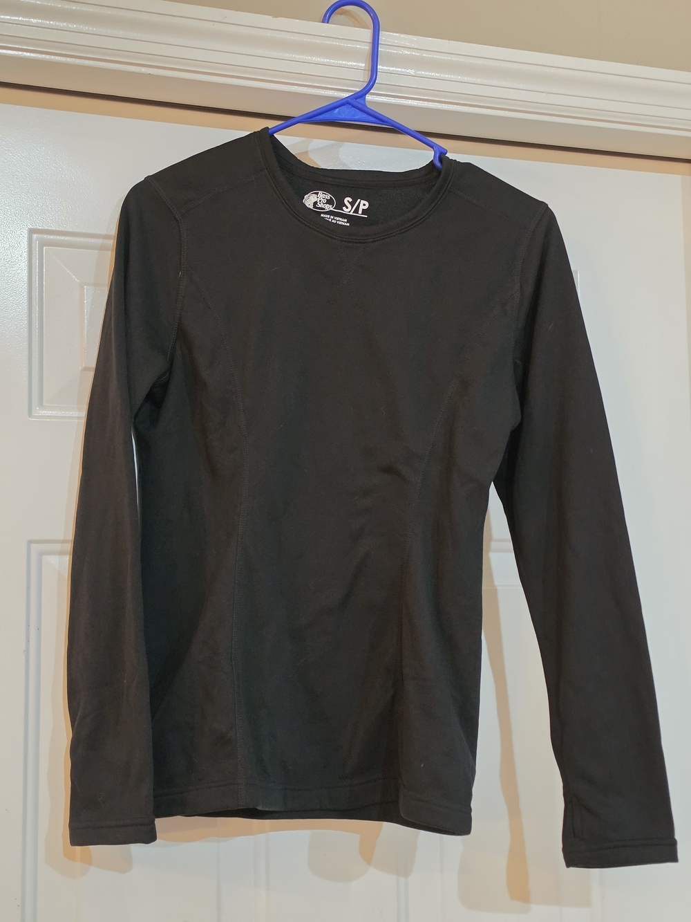 Bass Pro Shops Black Long-Sleeve